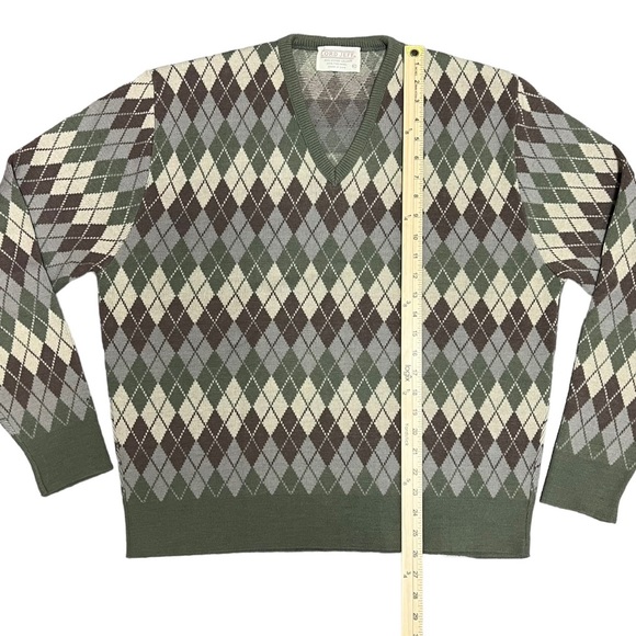 VTG Lord Jeff Argyle Sweater Men's XL V-Neck USA Fine Wool Blend X-Large - Picture 4 of 9